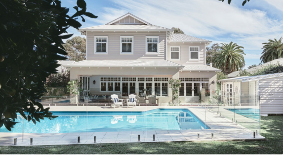 Common Mistakes Homeowners Make When Hiring Builders in Sydney